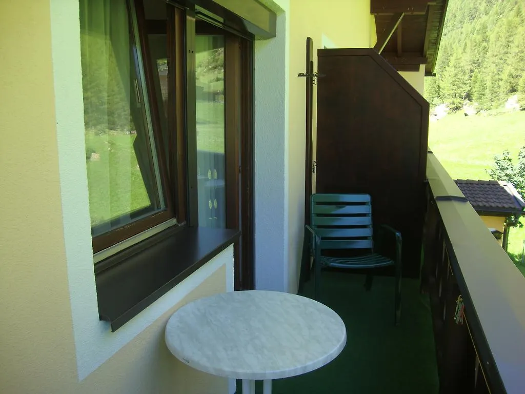 Haus Sonnschein Bed & Breakfast Solden