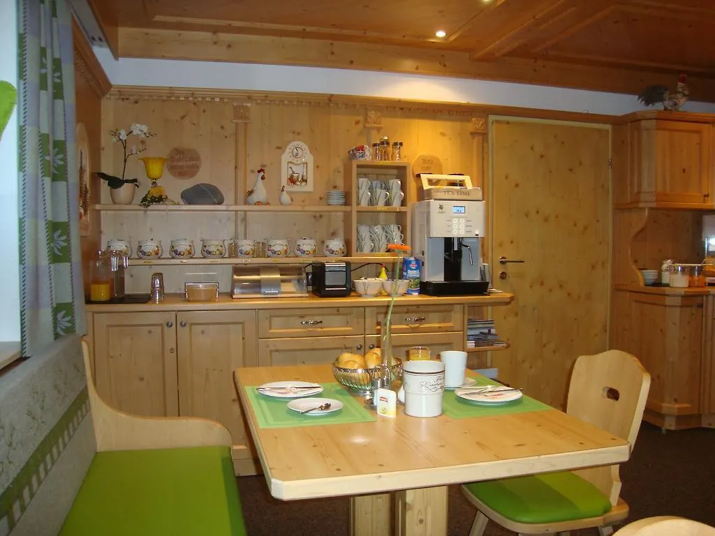 Haus Sonnschein Bed & Breakfast Solden 4*,  Austria